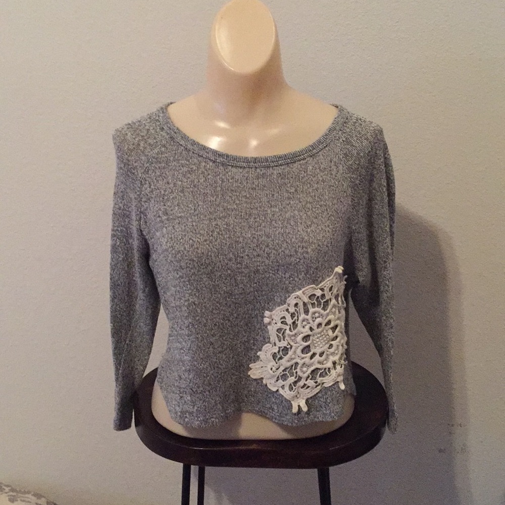 Audrey 3+1 crop knit shirt
